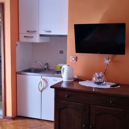 Nina Apartment